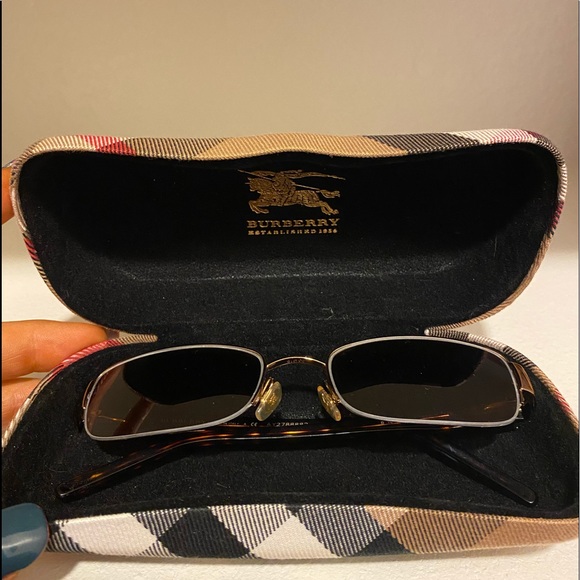 Vintage Burberry sunglasses (with original case) main image 4